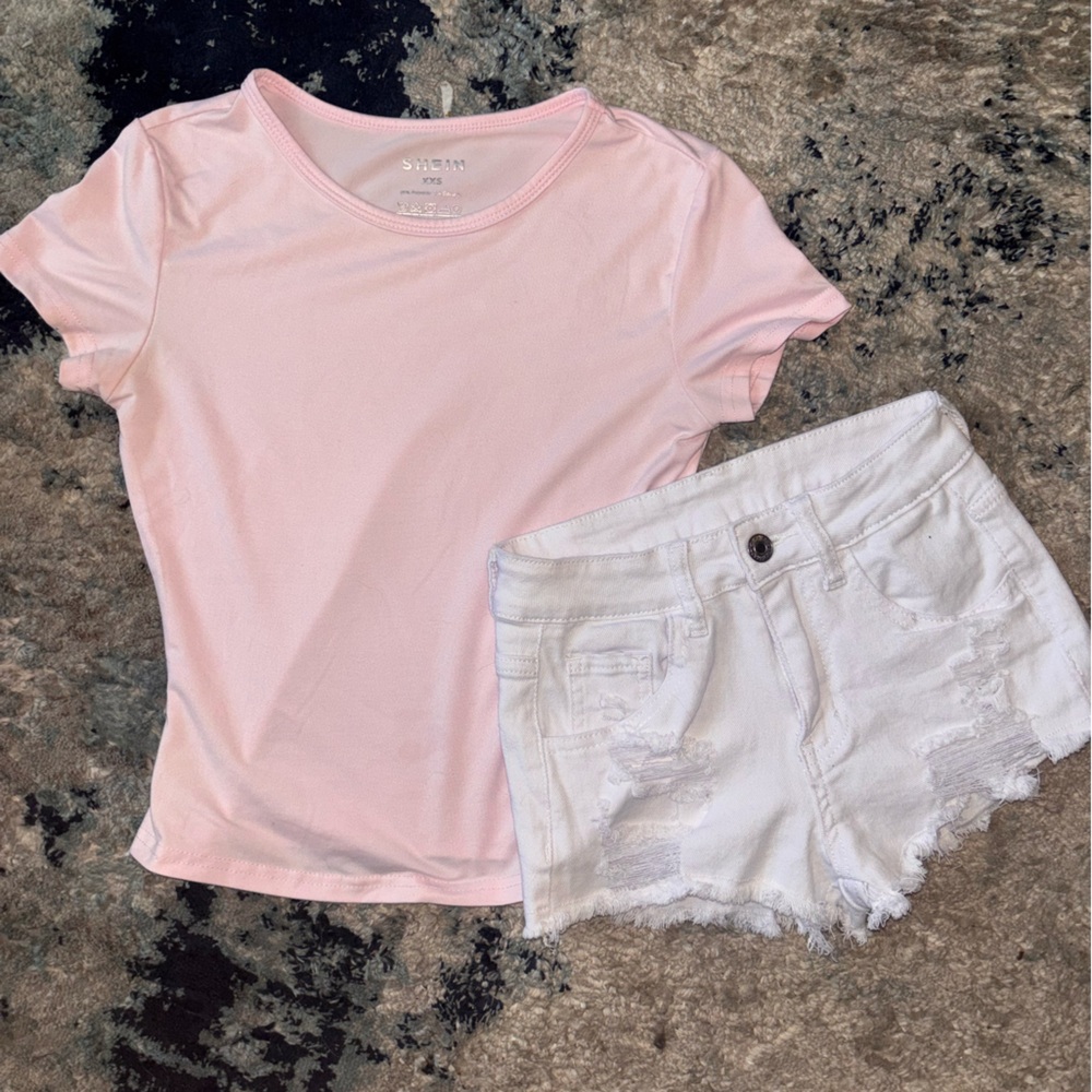 XXS Fitted soft pink short sleeve shirt & XXS white denim distressed jean shorts